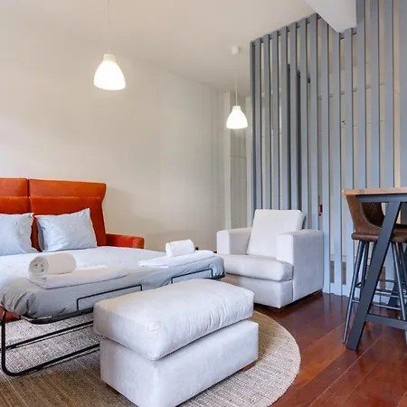 Bonjardim Deluxe Loft